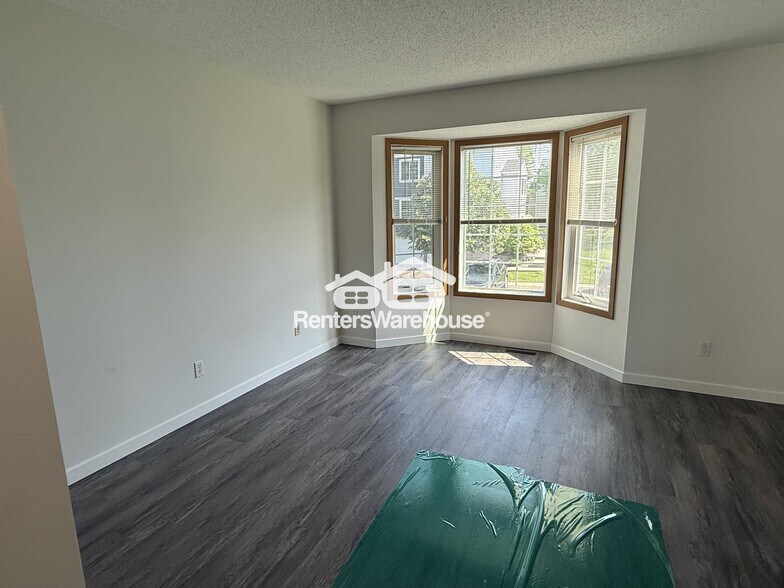 Building Photo - 15573 Flight Way