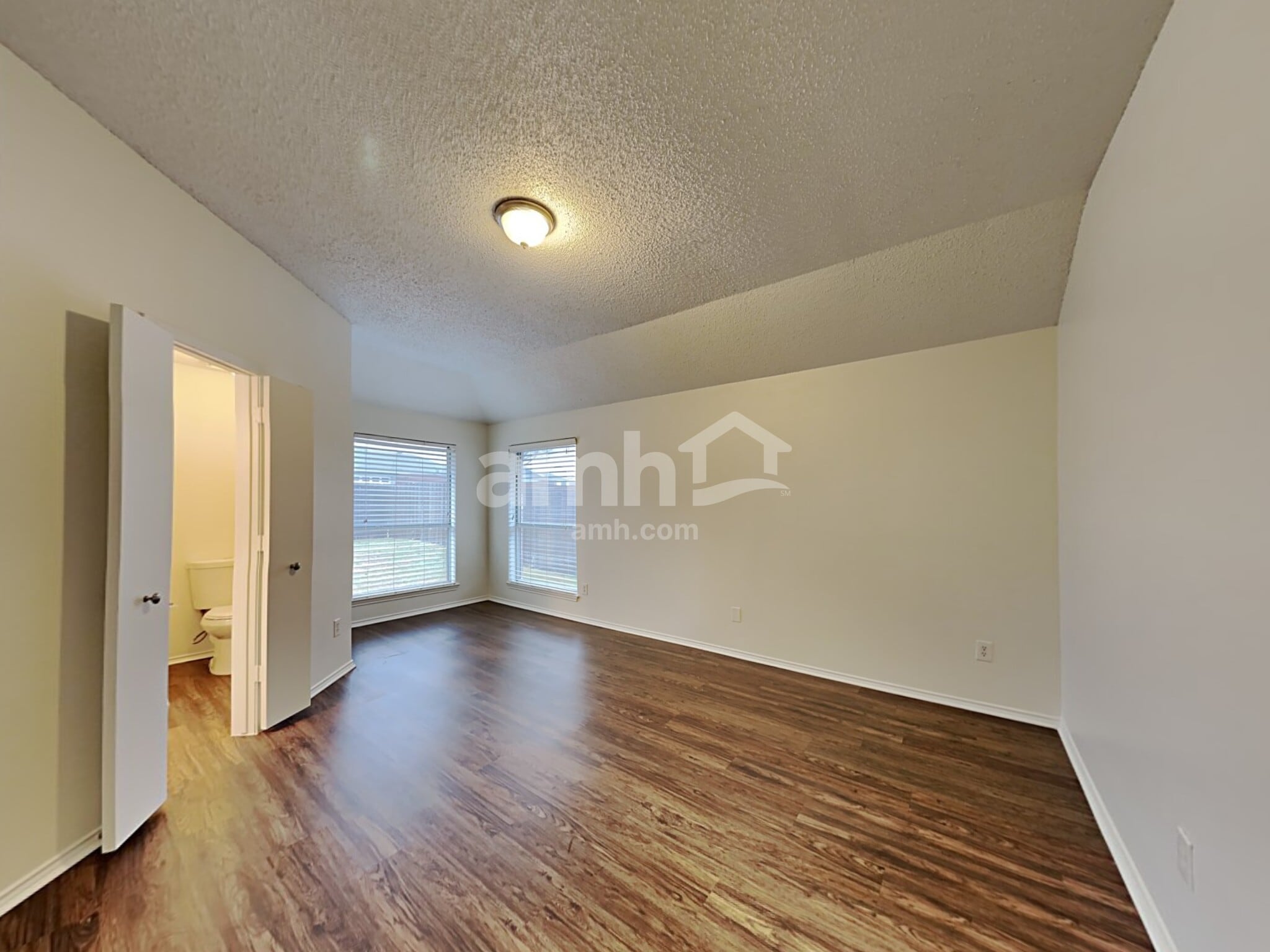 Building Photo - 234 Birchwood Ln