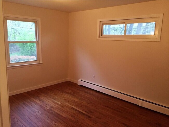 Building Photo - 34 Arrowhead Way