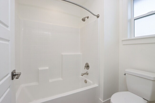 Building Photo - 12090 W Endsley St