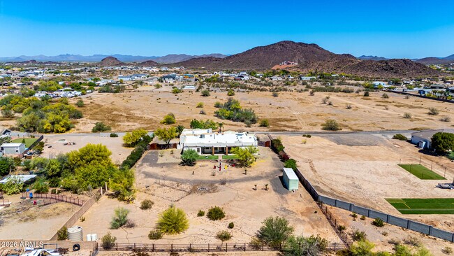Building Photo - 15225 W Frontier Dr