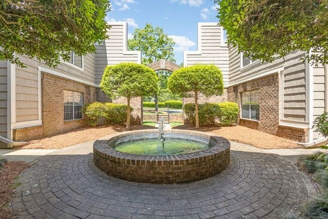 Building Photo - Delightful 2-bedroom, 2-bathroom condo