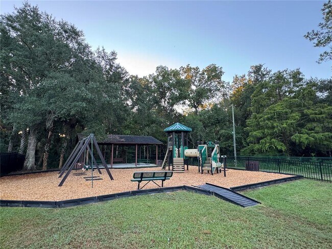 Building Photo - 592 Tall Oaks Terrace