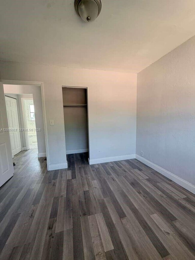 Building Photo - 1761 Ali Baba Ave