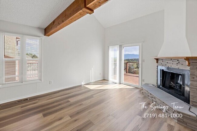 Building Photo - 5448 Fiesta Ln