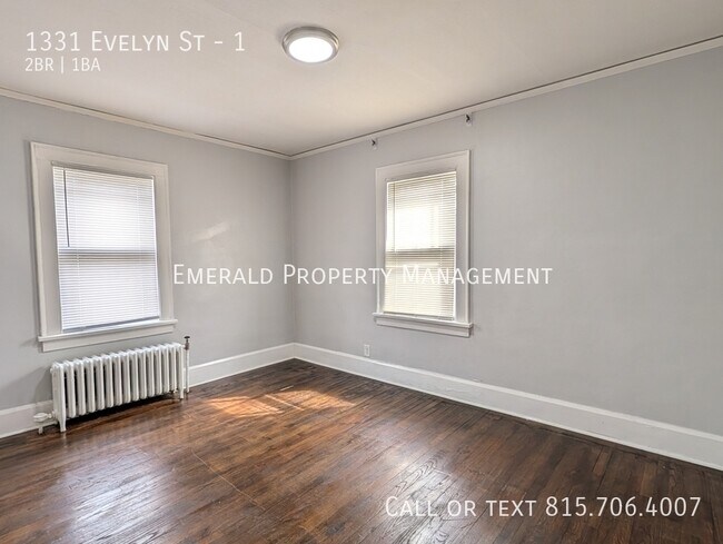 Building Photo - 1331 Evelyn St