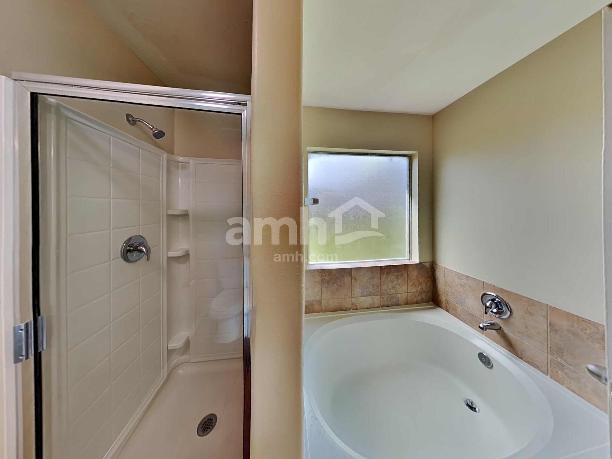 Building Photo - 3930 Hawthorne Glen Ct