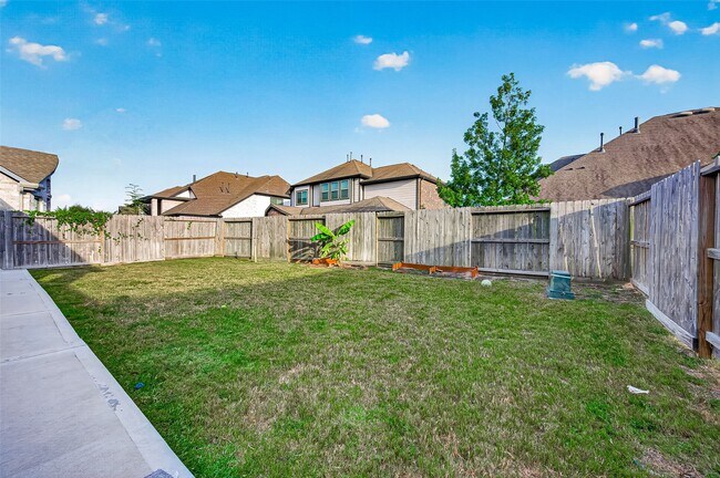 Building Photo - 18015 Blossom Spgs Ct.