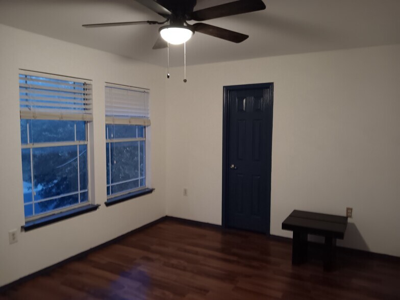 Room facing road - 1504 Coriander Drive