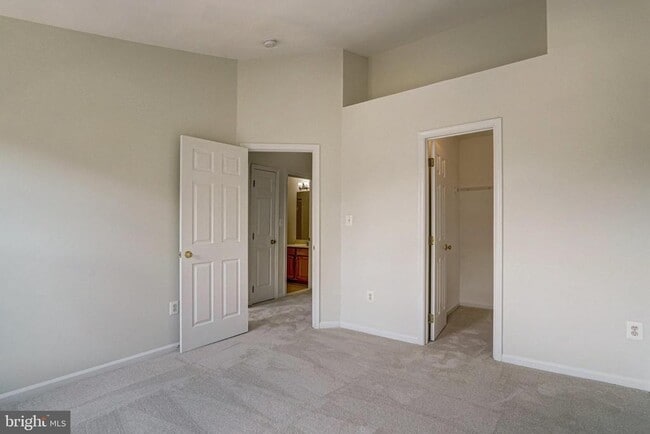 Building Photo - 6504 Trask Terrace