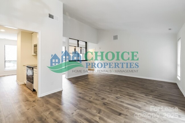 Building Photo - 10319 Osprey Dr