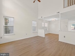 Building Photo - 6120 Gray Wolf Ct