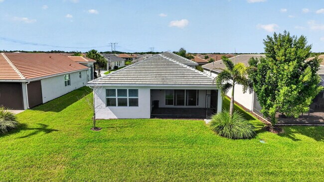 Building Photo - 13352 SW River Rock Rd