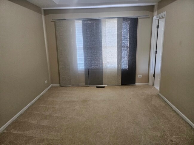 Building Photo - 447 Prestwick Ln