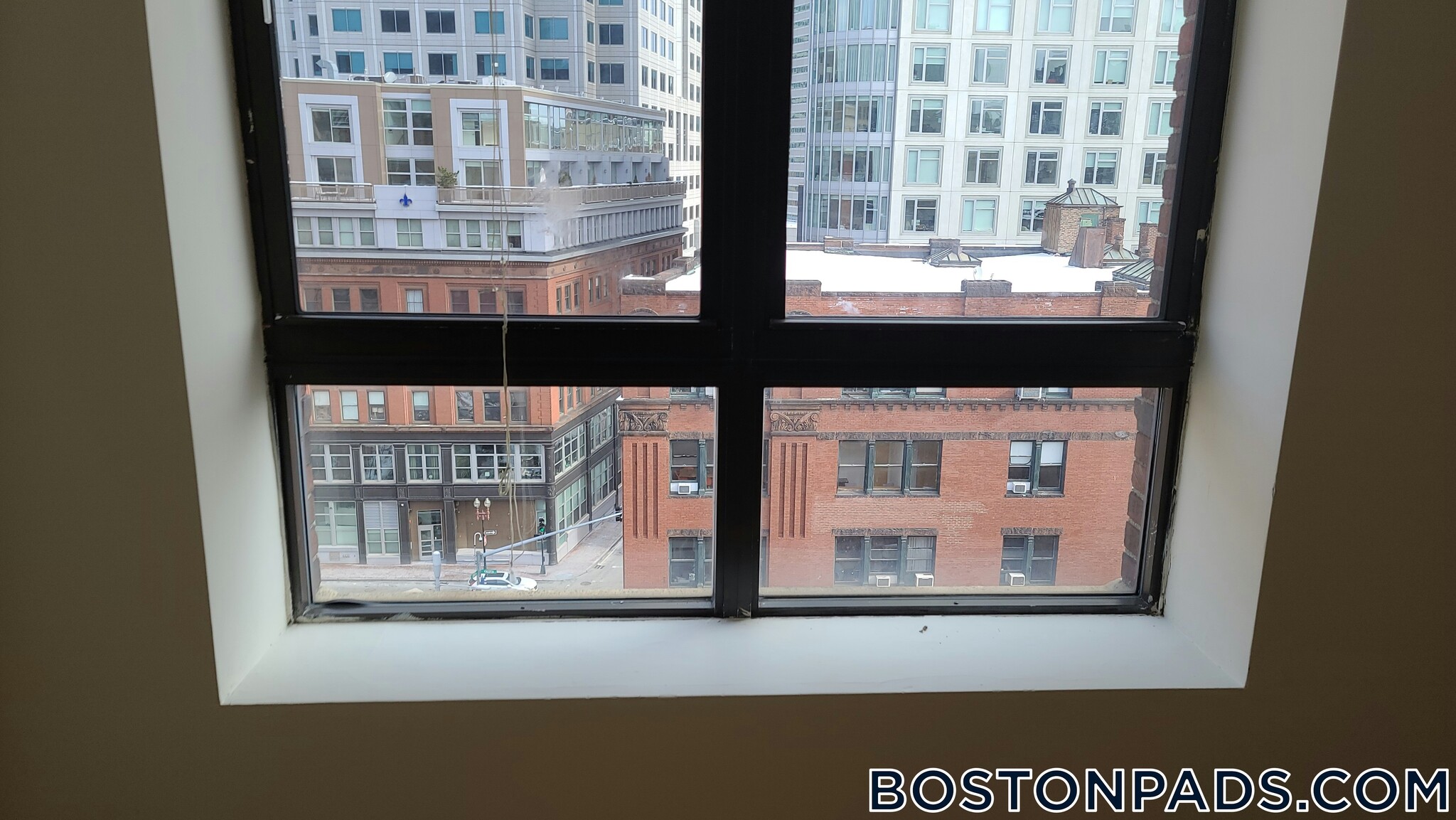 Building Photo - 81 Essex St