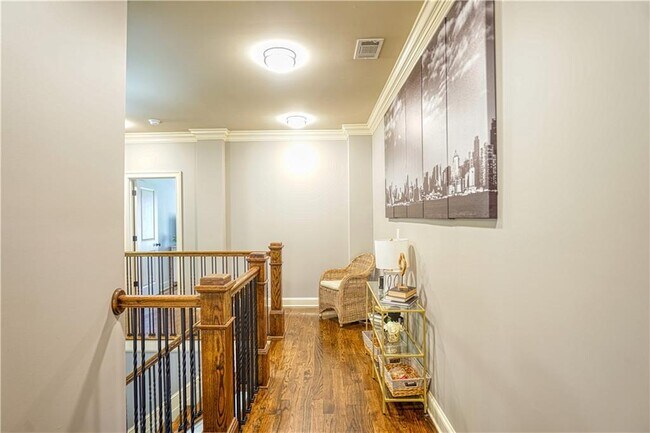 Building Photo - 4171 Mansion Way