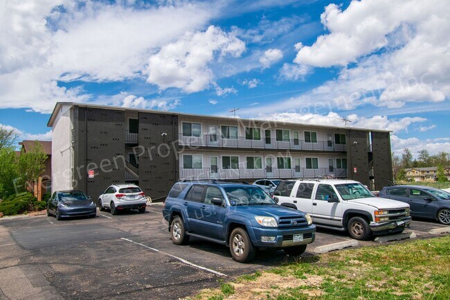 Building Photo - 2008 W Plum St