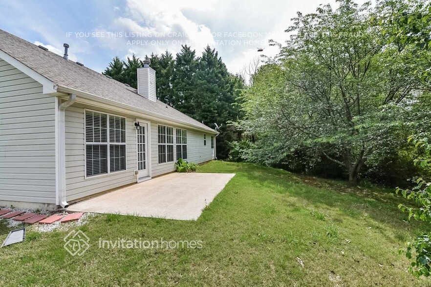 Building Photo - 3407 Millash Trail NE