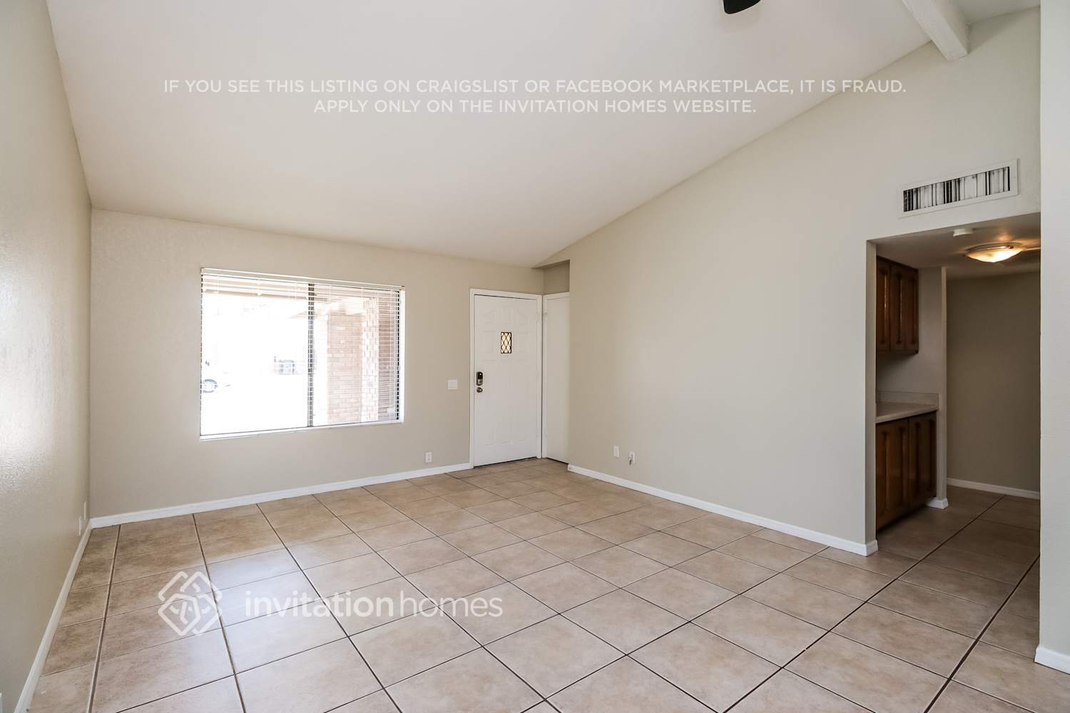 Building Photo - 1254 E Indigo St