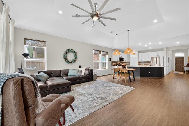 Building Photo - 12610 Northwood Colony Trl