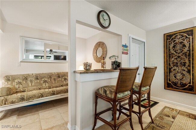 Building Photo - 5483 Peppertree Dr