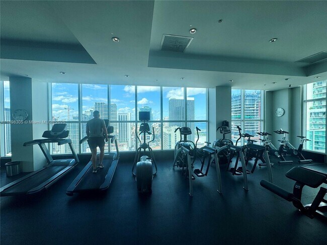 Building Photo - 133 NE 2nd Ave