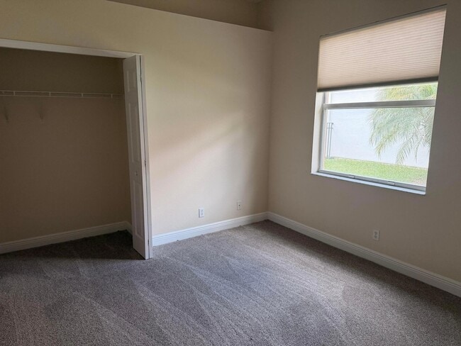 Building Photo - 2218 SW Panther Trce