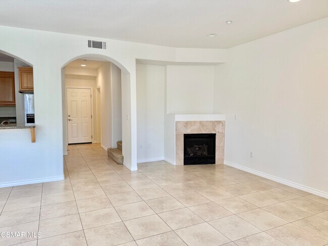 Building Photo - 2399 Chiquita Ln