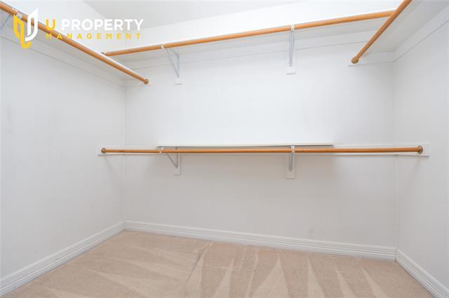 Building Photo - 408 Crossbill Ln