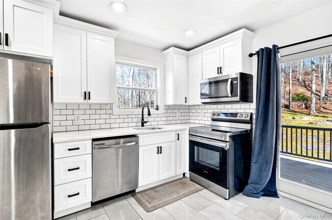 Building Photo - 11 Colonel Glenn Dr