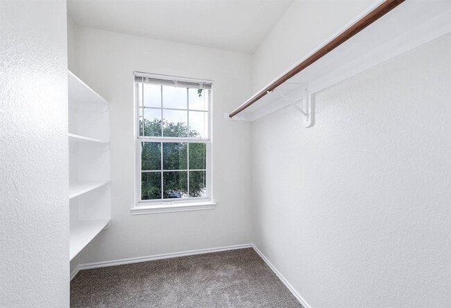 Building Photo - 4114 Heritagestone Dr