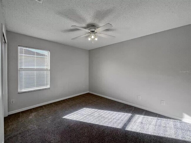 Building Photo - 163 Rona Ln