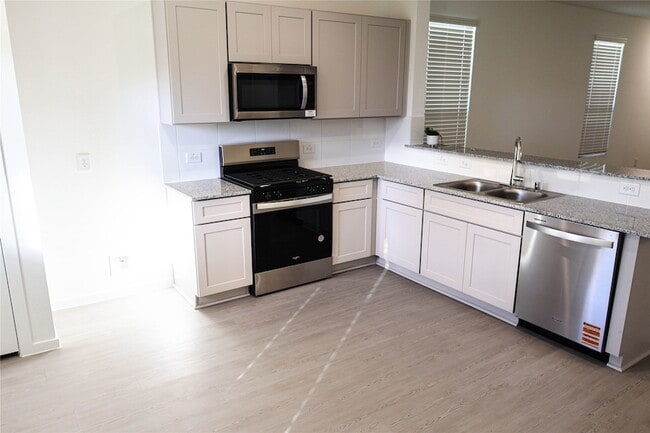 Building Photo - 16140 Sepia Manor St