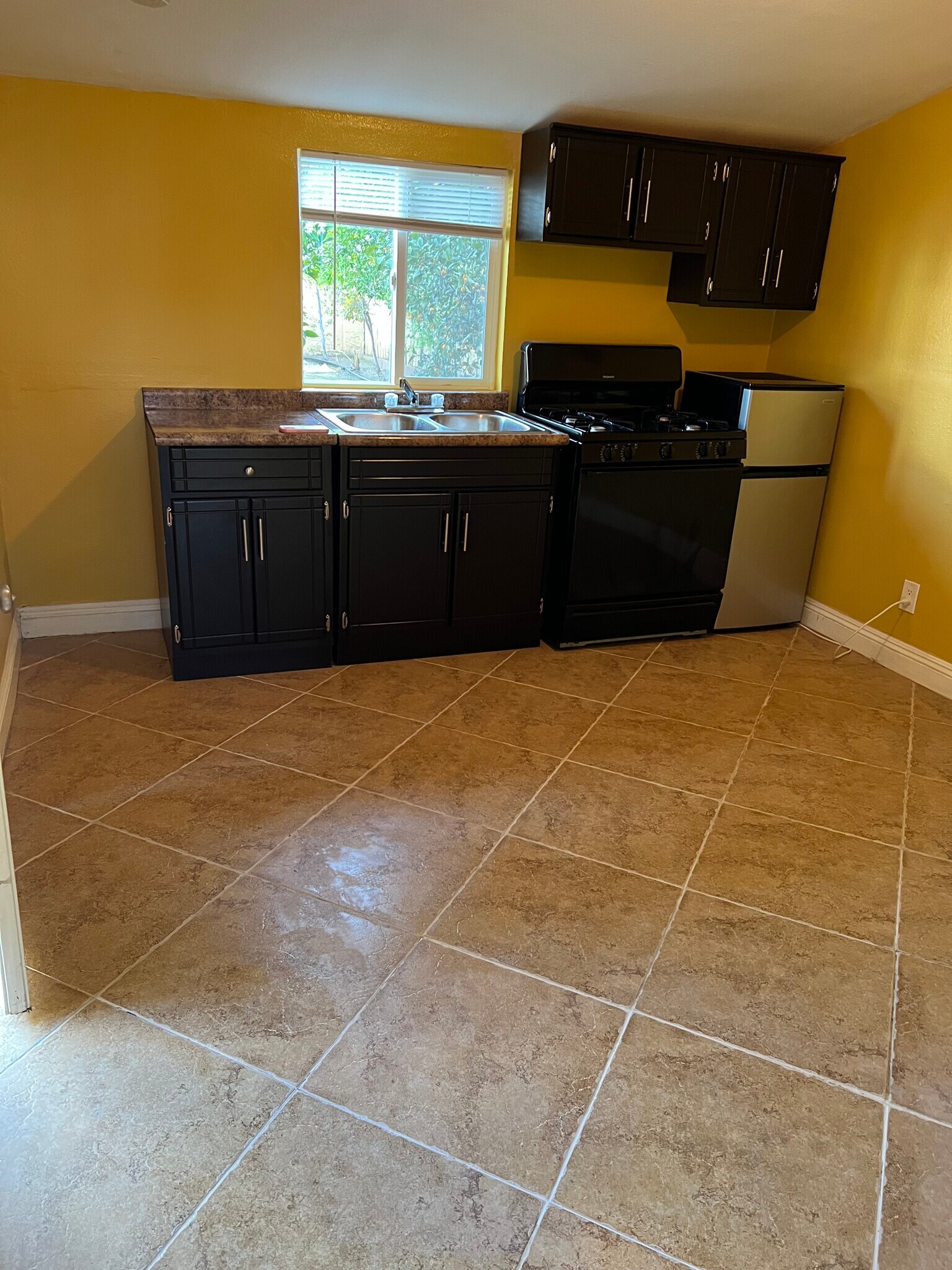 Building Photo - 1499 Wilson Ave