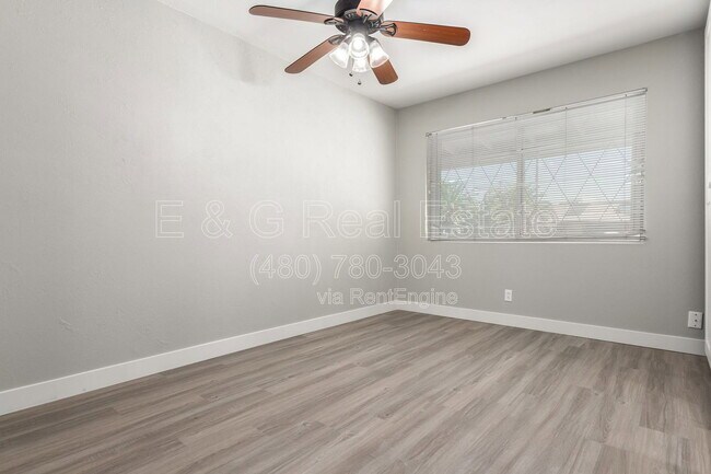 Building Photo - 1332 N 71st St