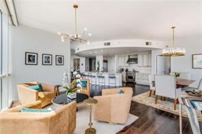 Building Photo - Furnished Luxury Buckhead Condo - Walk to EVERYTHING