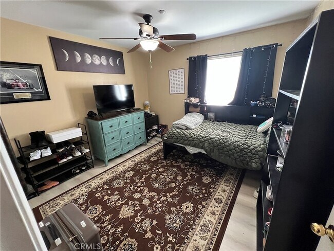 Building Photo - 1823 Church St