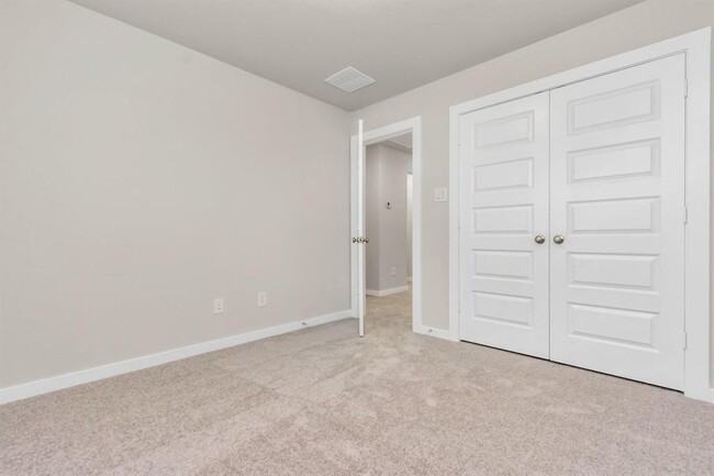 Building Photo - 17407 Bluemink Ln