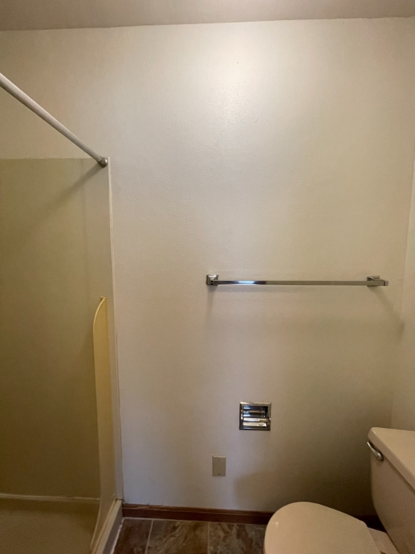 Building Photo - 510 S Van Buren St