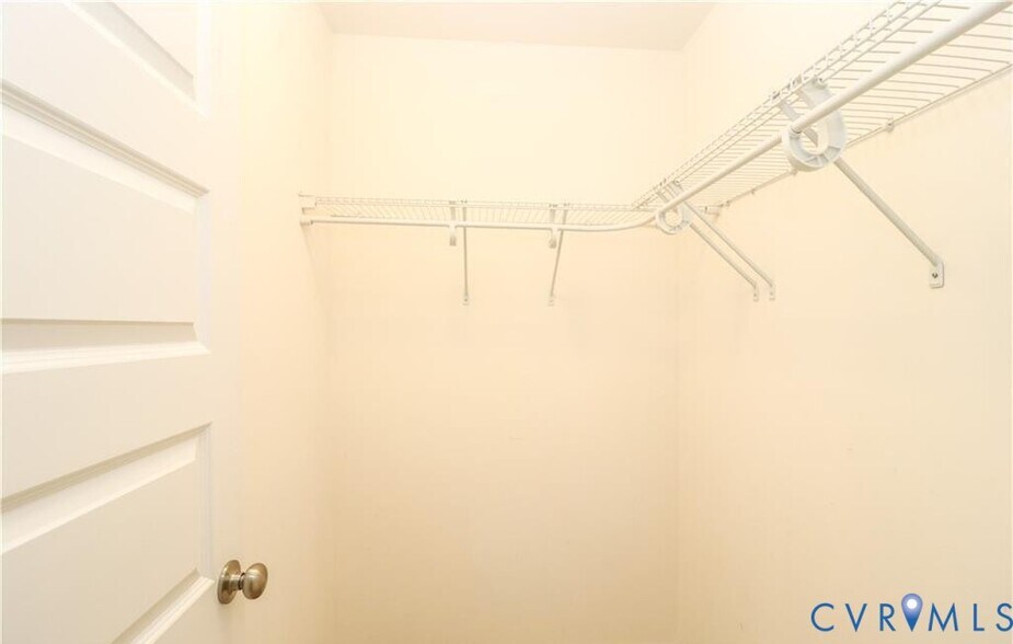 Building Photo - 2424 Marions Ln