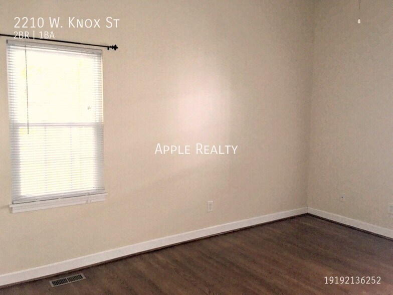 Building Photo - 2210 W Knox St