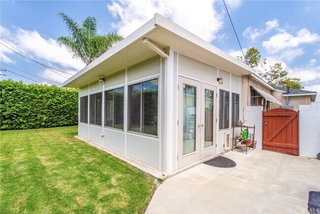 Building Photo - 2816 Arbor Rd