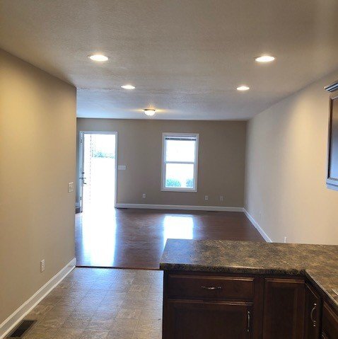 Building Photo - "Charming 2-Bedroom Retreat with 2 Full Baths in Cookeville – Spacious 1082 Sq Ft Living!"