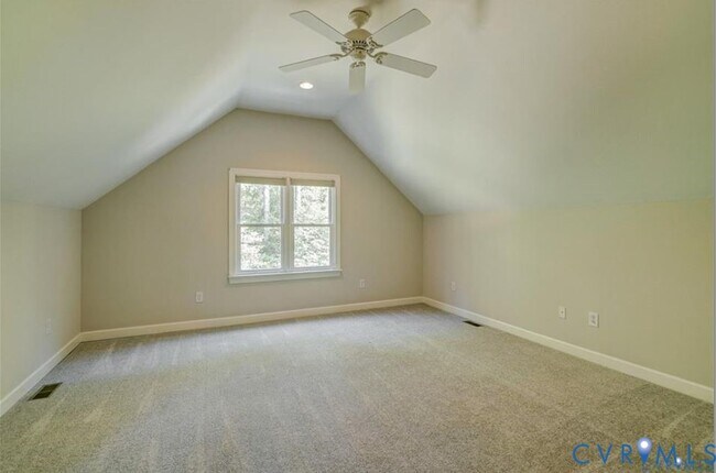 Building Photo - 4753 Royal Burgess Ct