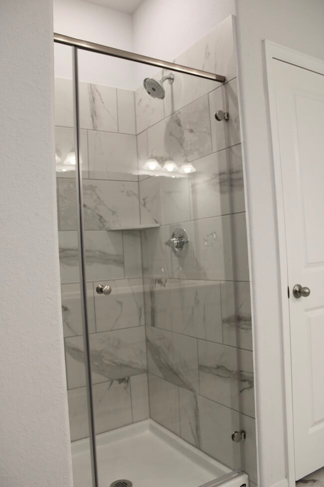 Building Photo - 949 Blue Oak Blvd