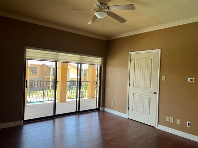 Building Photo - 1609 Saldana Ave