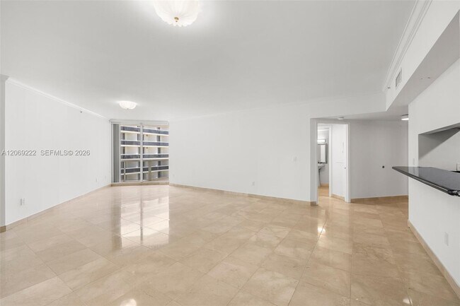 Building Photo - 9559 Collins Ave