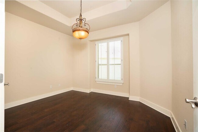 Building Photo - 210 Rivulet Ln