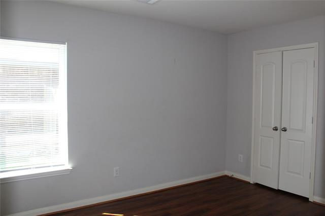 Building Photo - 4829 Beaver Creek Ave