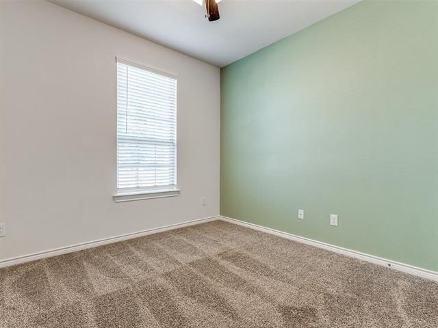 Building Photo - 2836 Franklin Dr